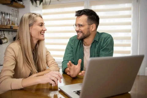 هل يمكن لشخص في منتصف العمر أن يصبح مليونيراً متقاعداً؟ نظرة على بيانات فاندجارد