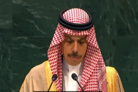 وزیر خارجه عربستان: امنیت خلیج فارس بخش جدایی‌ناپذیر از امنیت جهانی است