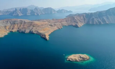 وزير الطاقة العماني: مضيق هرمز سيفتح