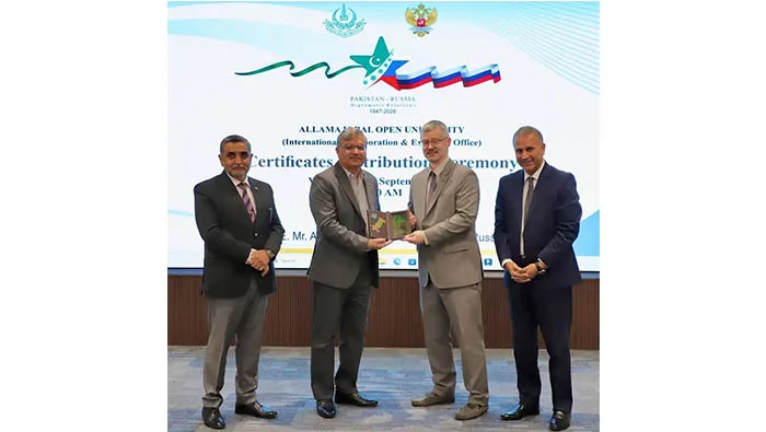 سفير روسيا في باكستان يعلن عن زيادة المنح الدراسية للطلاب الباكستانيين