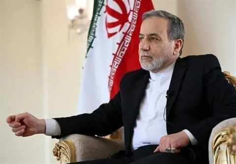 عراقچی: دستورکار نشست فردای عمان، مسیر دریایی جدید در تنگه هرمز است
