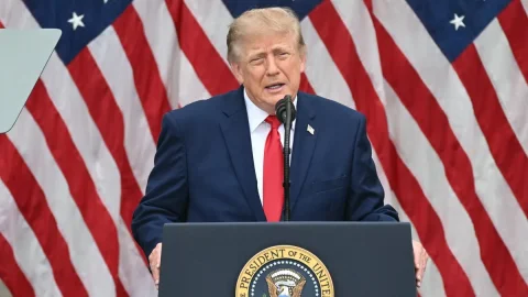دفاع تند ترامپ از جنگ با ایران در یادبود 9/11