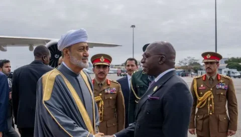 سلطان عمان سفر خود به جمهوری آنگولا را به پایان رساند