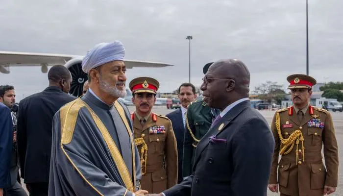 سلطان عمان سفر خود به جمهوری آنگولا را به پایان رساند