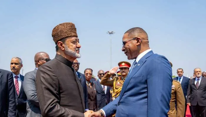 Sultan of Oman Concludes His Trip to Botswana