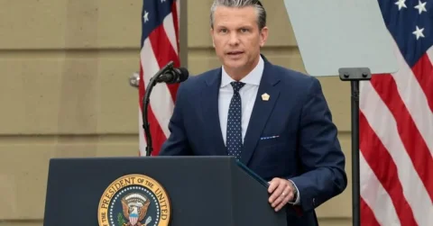 Der Versuch eines republikanischen Abgeordneten der USA, den Verteidigungsminister wegen anti-iranischer Maßnahmen zu impeachen