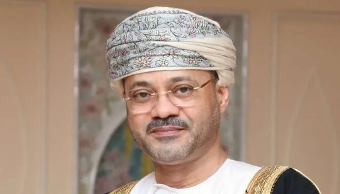 مكالمة هاتفية لوزير خارجية عمان مع إدوارد ميليباند