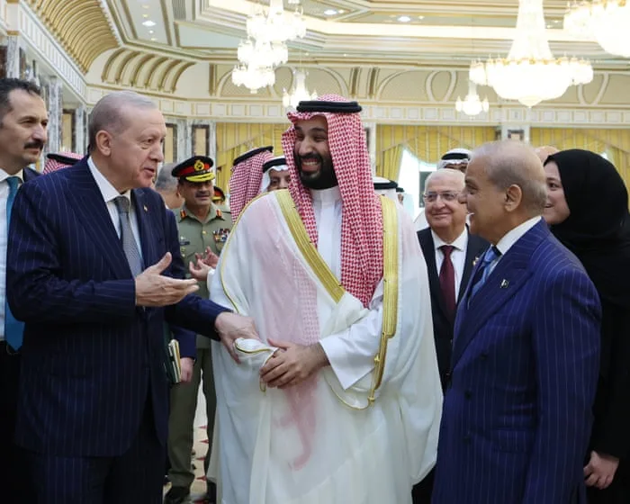 استثمار المليار السعودي في صناعة ألعاب الفيديو: هل هي خطوة برمجية؟