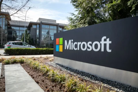 تغییرات جدید مایکروسافت: چه بر سر سرمایه‌گذاران MSFT خواهد آمد؟
