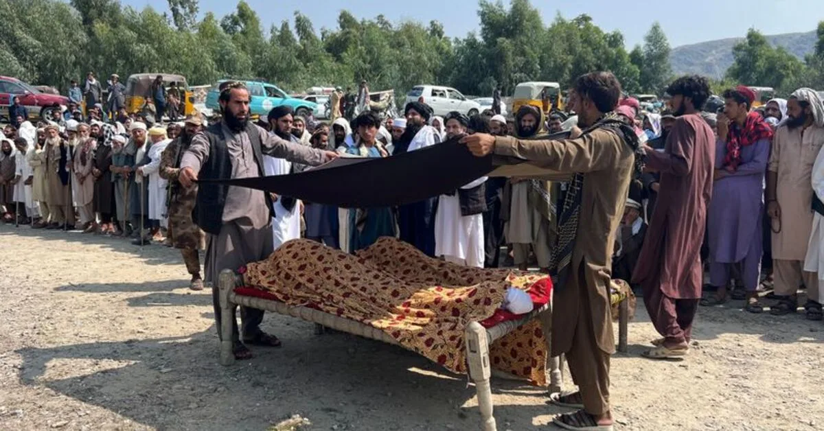 پاکستان حملات هوایی به افغانستان را انجام داد