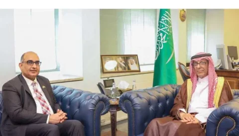 سفیر هند در عربستان در مراسم خاکسپاری شهروند هندی جان‌باخته در حمله ریاض شرکت کرد