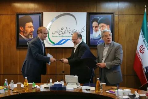 Mohammad Shariatmadari Remains at the Persian Gulf Petrochemical Industries Holding