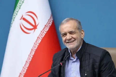 پیام مسعود پزشکیان رئیس جمهور ایران به مناسبت روز جهانی دریانوردی