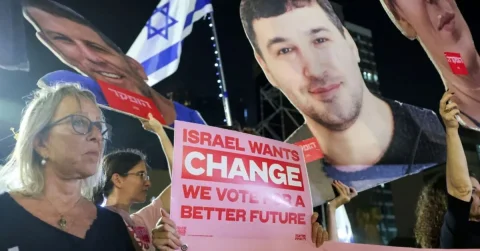 Mass Protests in Tel Aviv Against Netanyahu Ahead of Elections