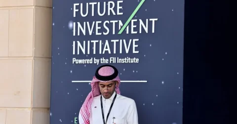 بسته شدن فرودگاه ریاض و تأثیرات آن بر زندگی در عربستان سعودی