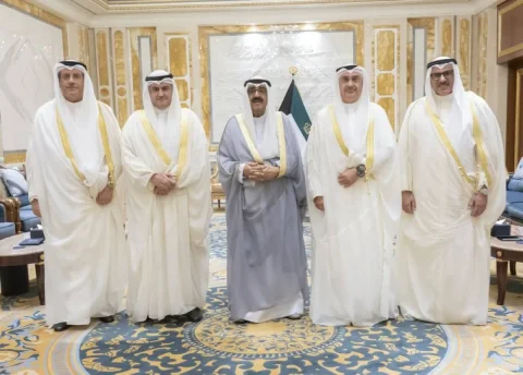 Kuwait's Emir Swears in New Judicial Officials