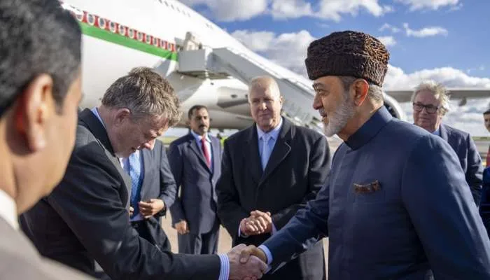 سلطان هیثم بن طارق سفر رسمی خود به بریتانیا را به پایان رساند