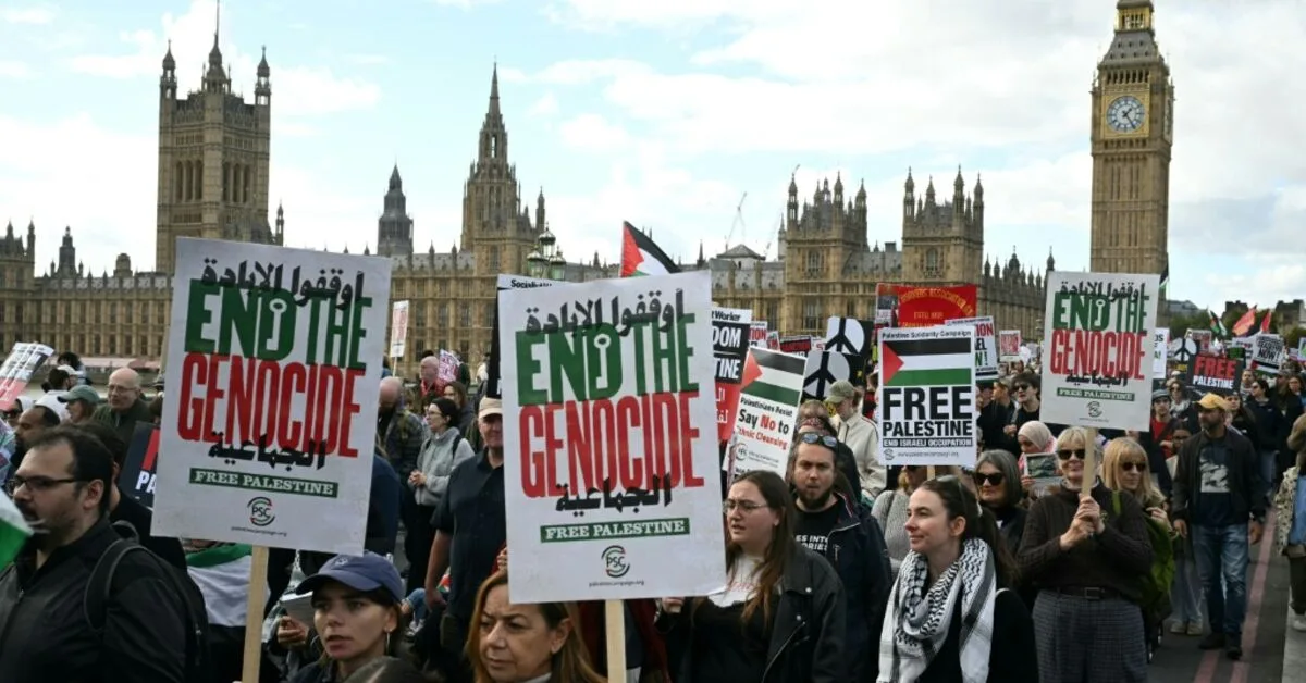 تظاهرات حامی فلسطین در لندن با خواست توقف حملات اسرائیل
