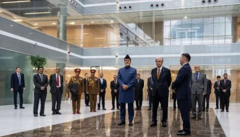 سلطان عمان از مرکز مالی بین‌المللی آستانه بازدید کرد