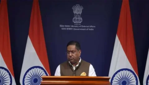 India announces the first extension of the 3000 crore currency swap facility with Maldives